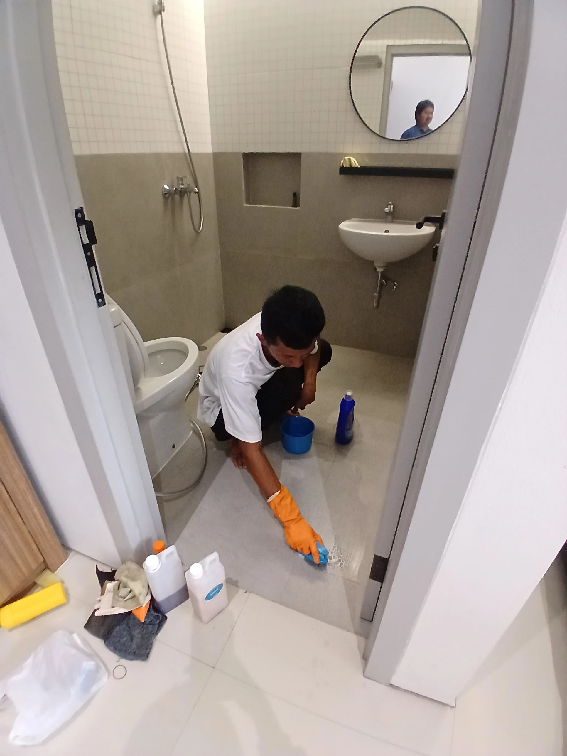 Detailing Kamar Mandi