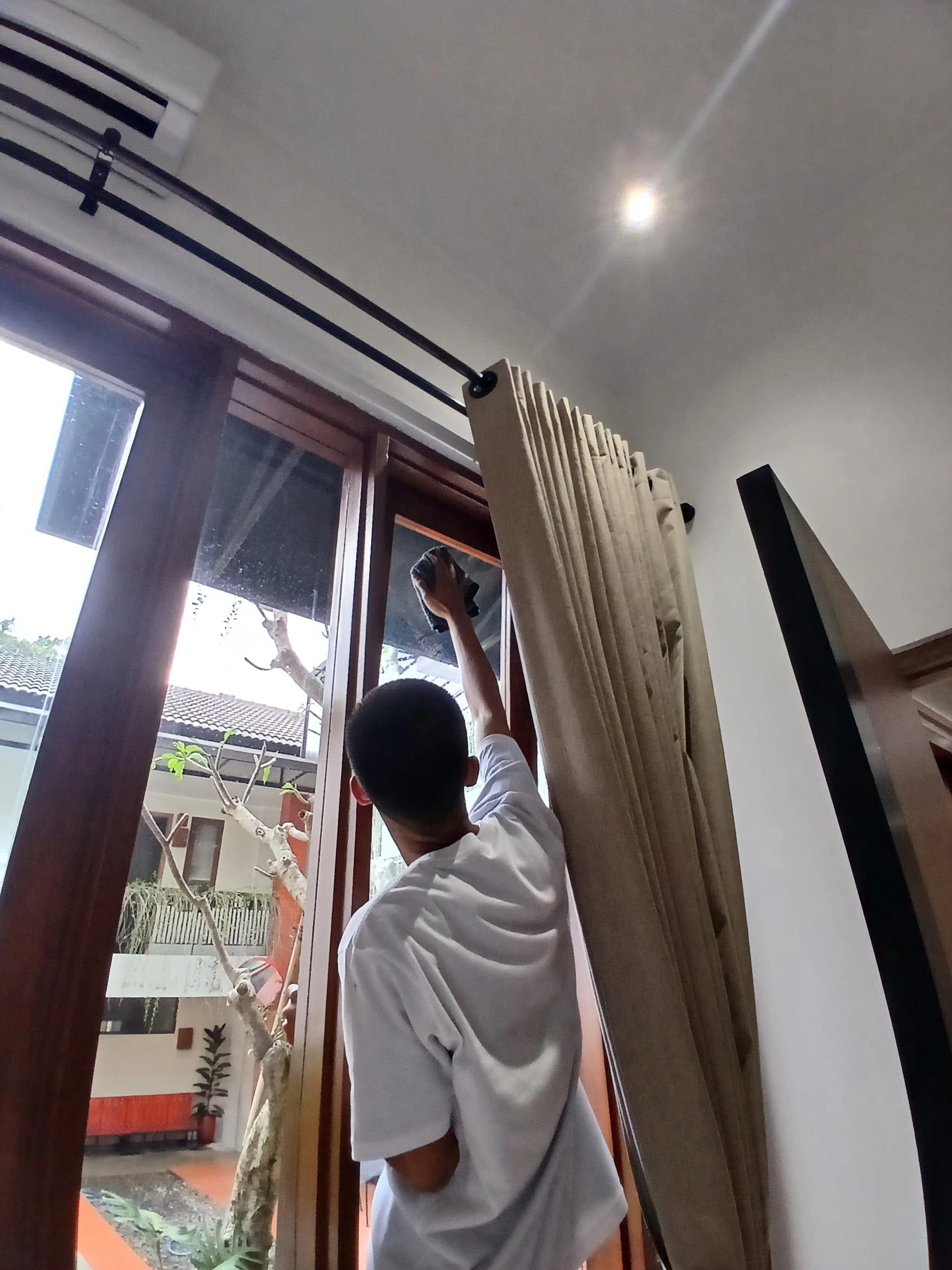 Cleaning Rumah